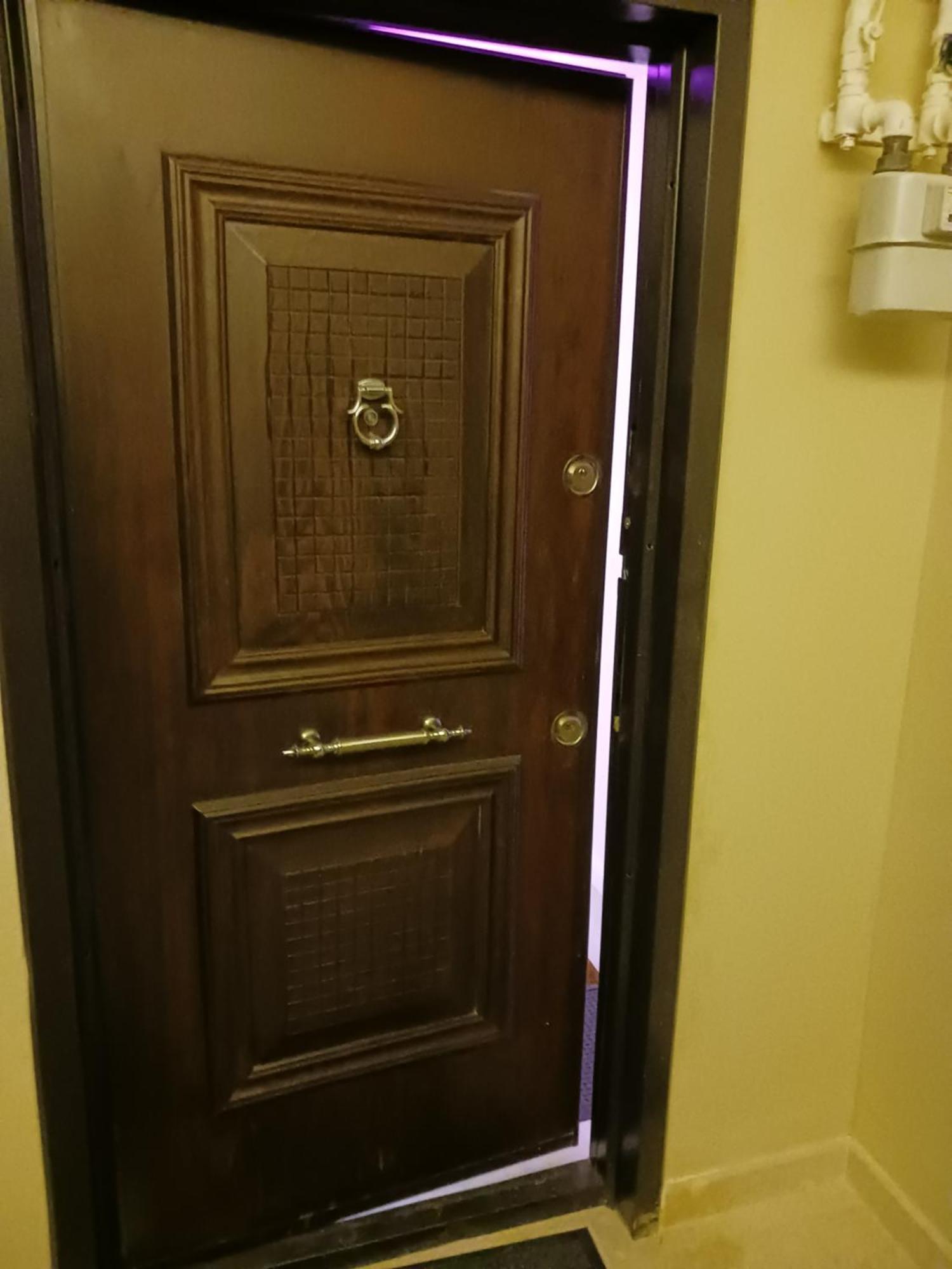 Myky Mouse Nu Primesc Santieristi Si Petrecareti Lägenhet Bukarest Exteriör bild